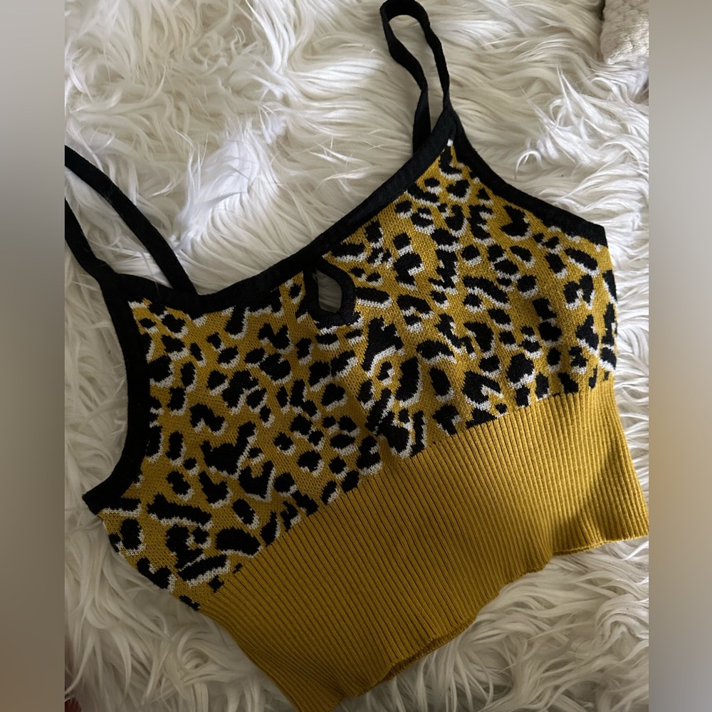 BCBG leopard crop top